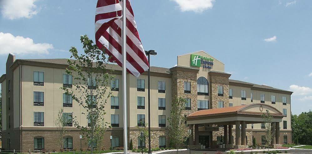 Holiday Inn Express & Suites - Cleveland Northwest By Ihg Екстериор снимка